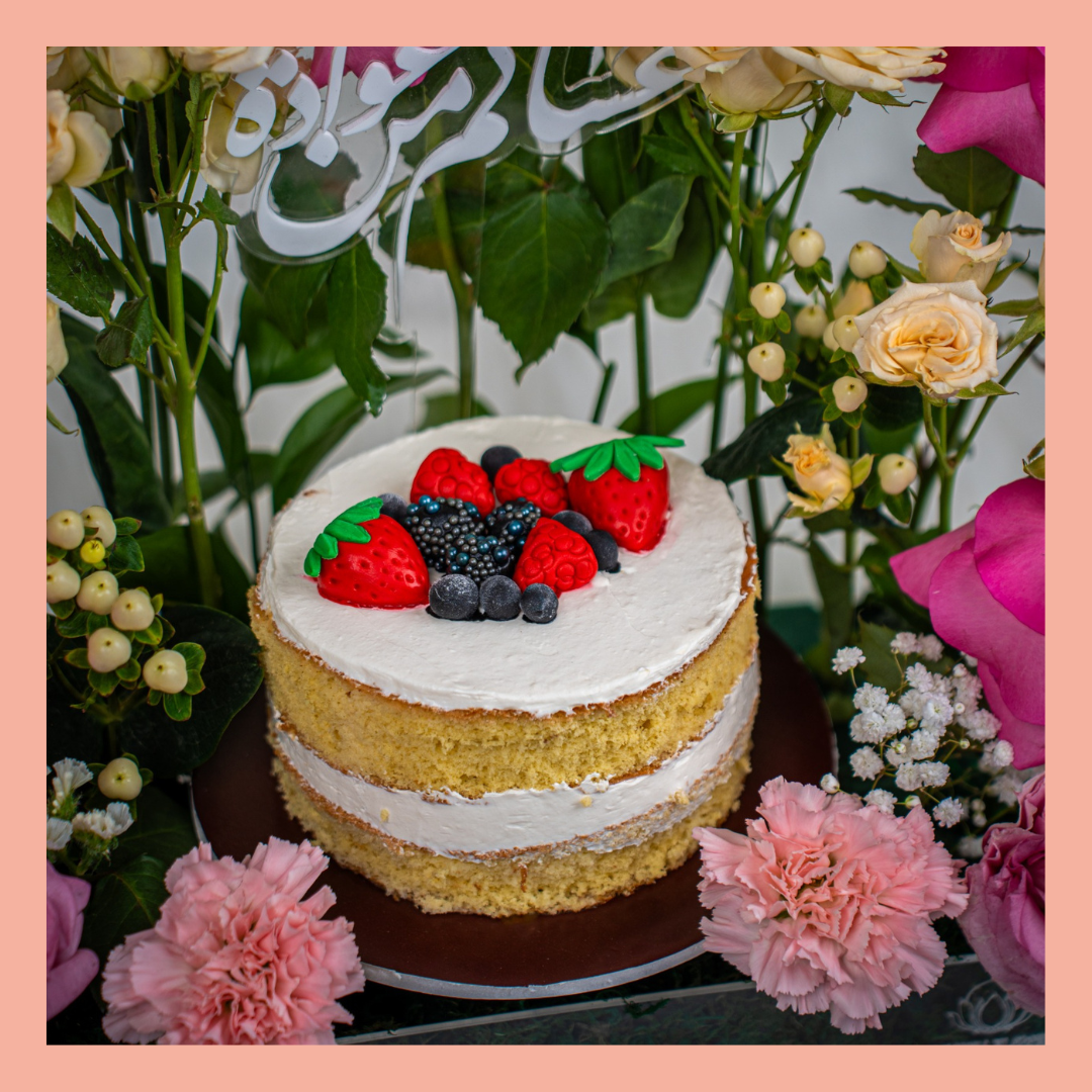 Elegant red rose anniversary bouquet by Le Ronza Flowers