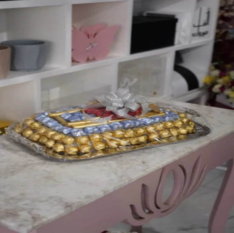 Flowers Rose Birthday cakes, gifts, flowers, bouquets, Dubai, Abu Dhabi, online delivery, Le Ronza Flowers